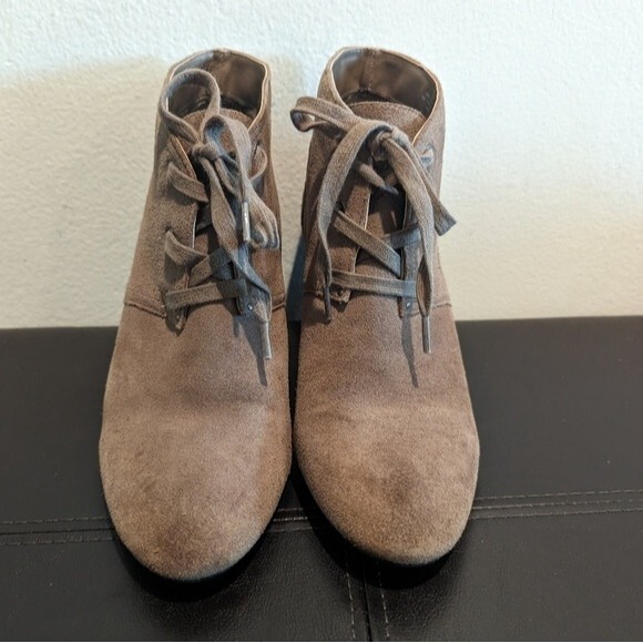 Ralph Lauren TAMIA Genuine Suede Taupe Tan Wedged Booties PORCINI Sport - Picture 4 of 11